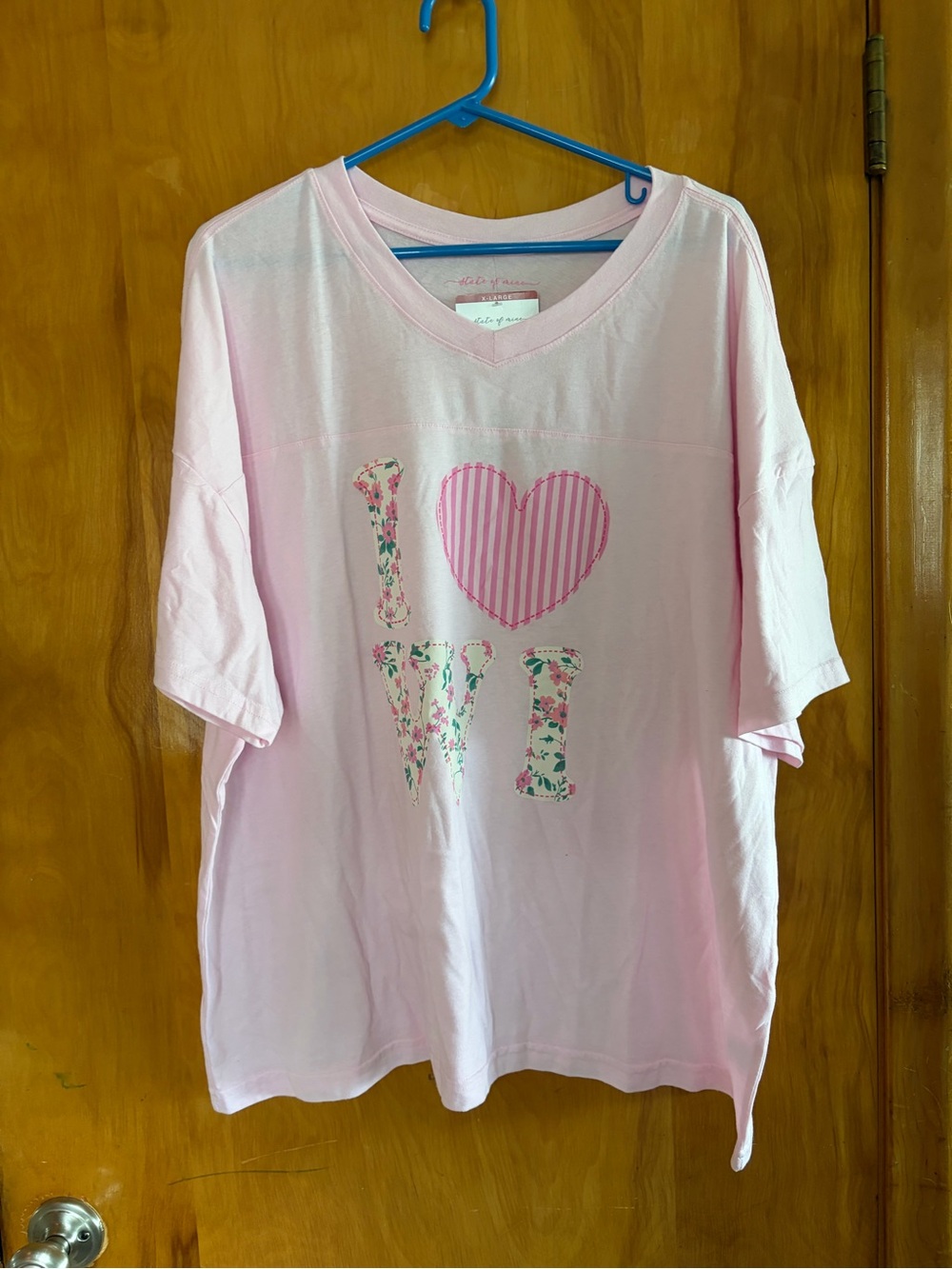 State of Mind Pink "I ♥ WI" Graphic Kids Tee